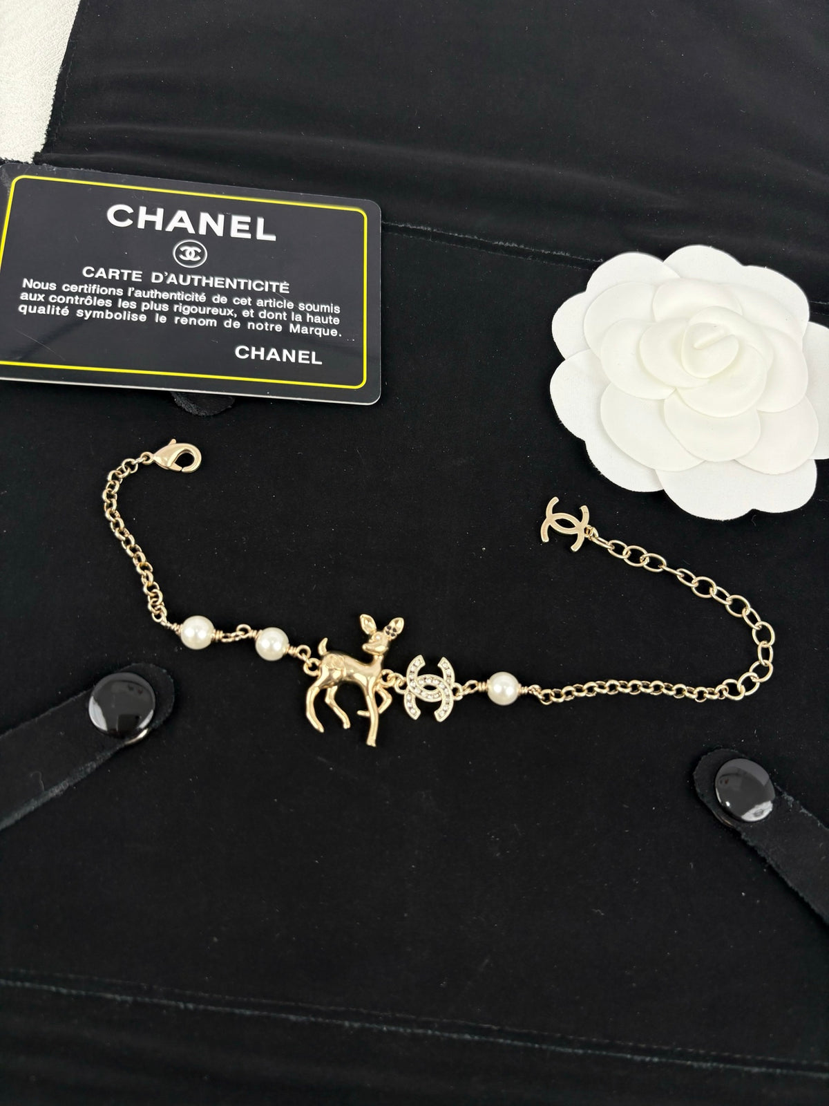 pearl floral Bracelet for women - alternate angle view 2
