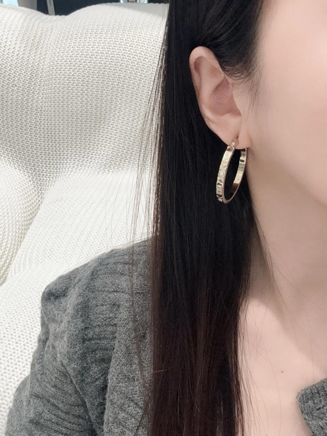 light gold crystal double c fashion accessory for kids - alternate angle view 9
