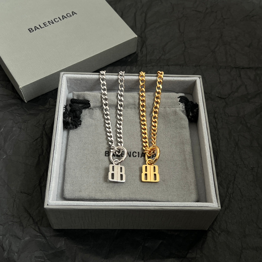 beige luxury Necklace for women - alternate angle view 5