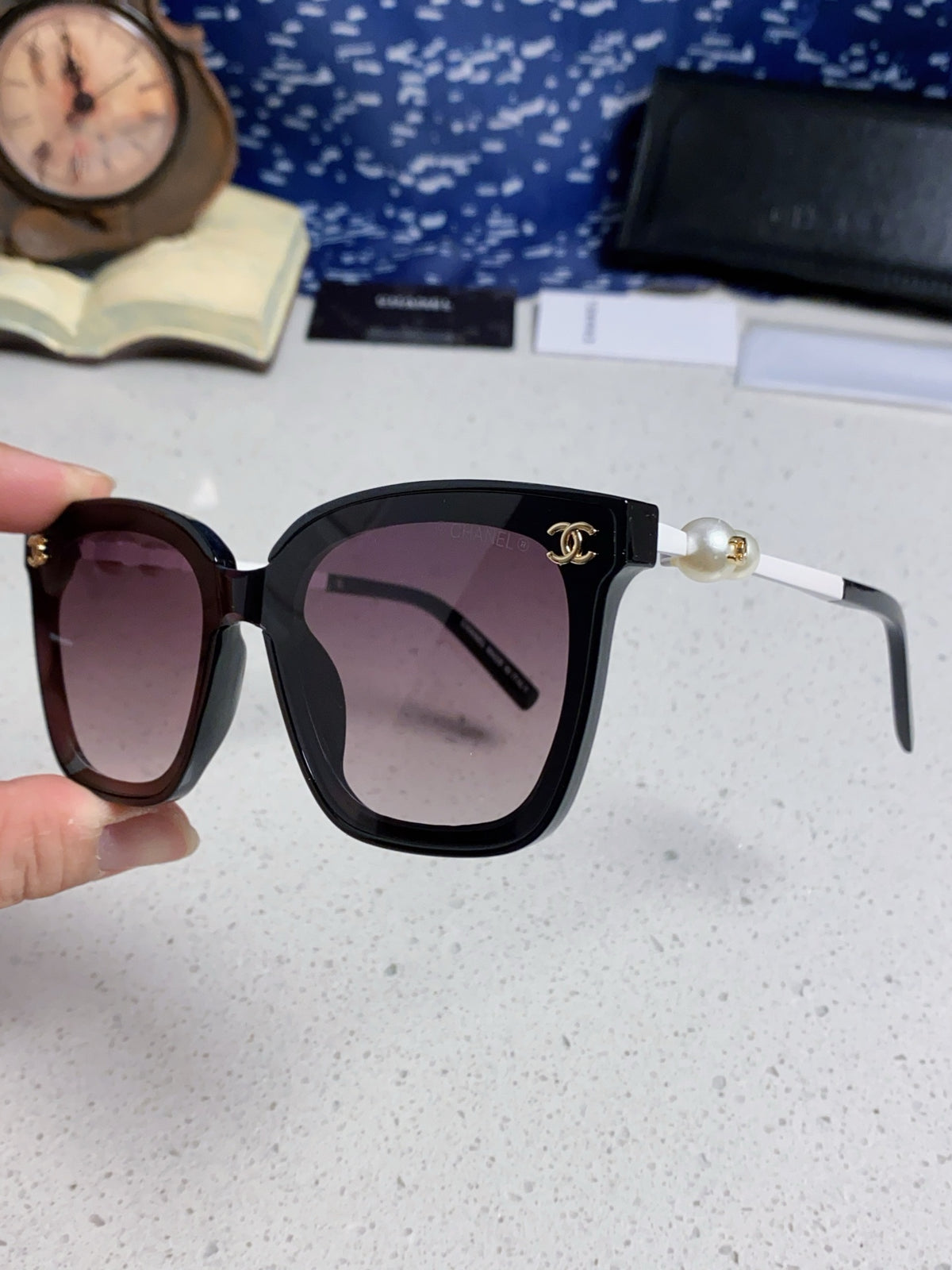 pearl double c Sunglasses for women - alternate angle view 6