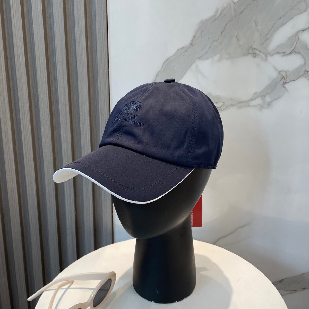 luxury Baseball Cap for women - product detail view