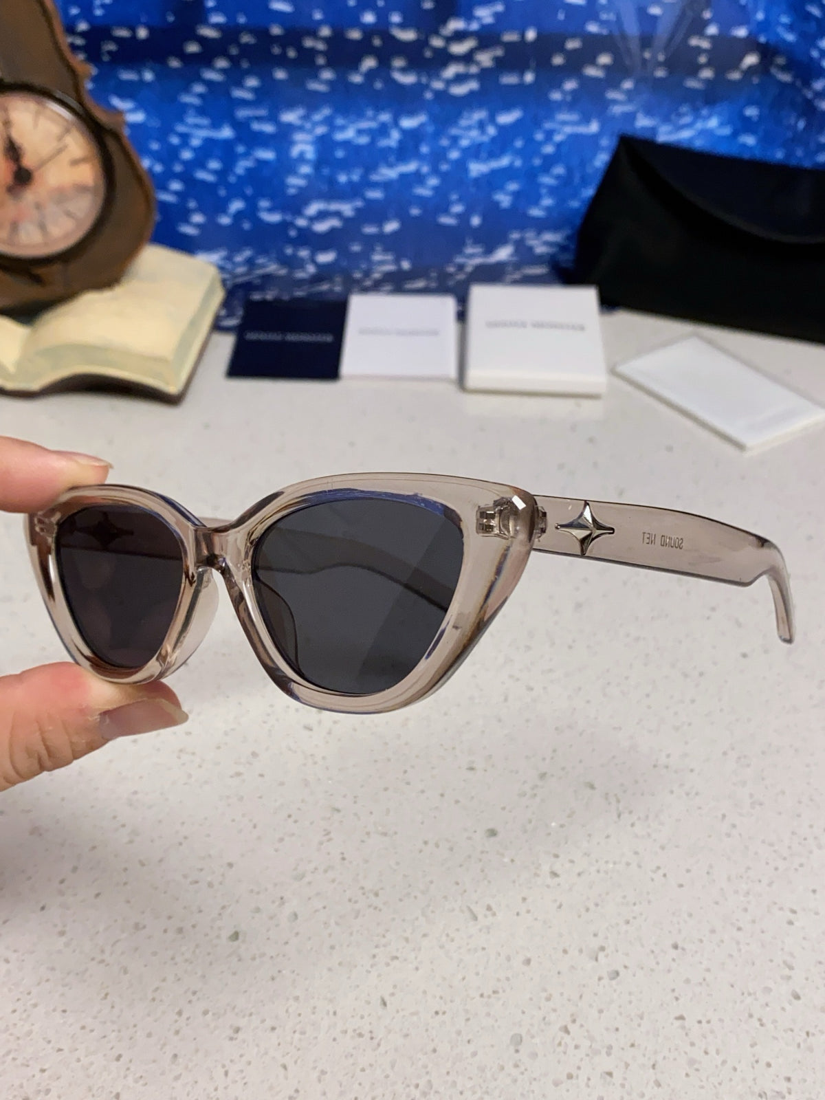 sun Sunglasses for women - alternate angle view 6