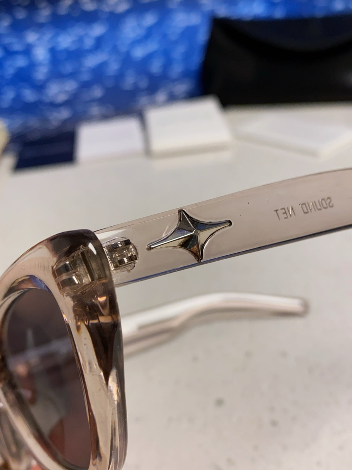 sun Sunglasses for women - alternate angle view 7