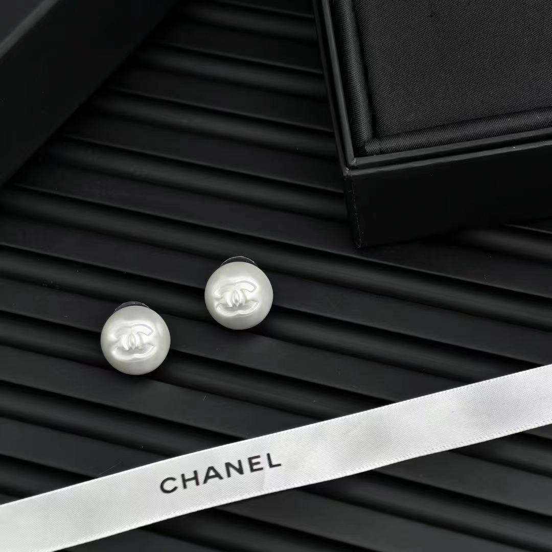 pearl Stud Earrings for women - alternate angle view 3