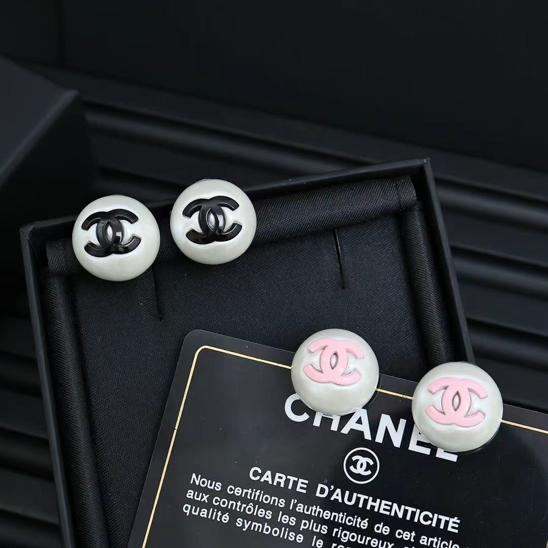 pink pearl Stud Earrings for women - alternate angle view 9