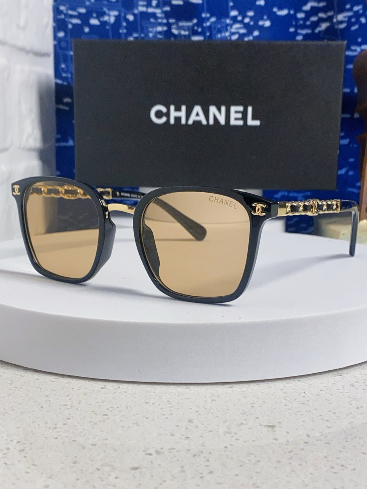 genuine leather luxury fashion accessory for women - alternate angle view 2