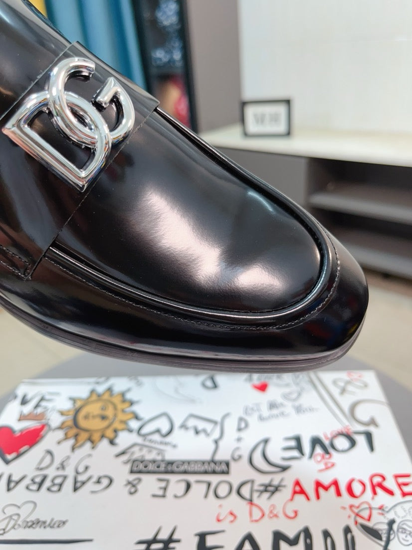 Dolce & Gabbana DG Men's Dress Shoes in Premium Calfskin