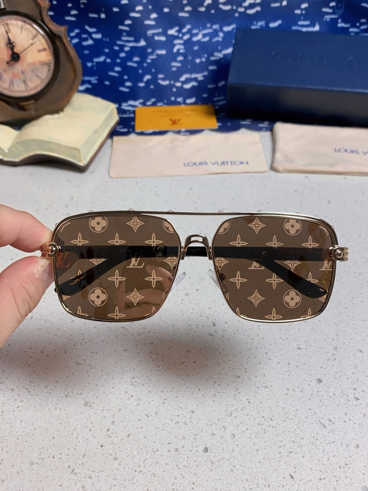 purple metal sun Sunglasses for men - alternate angle view 4