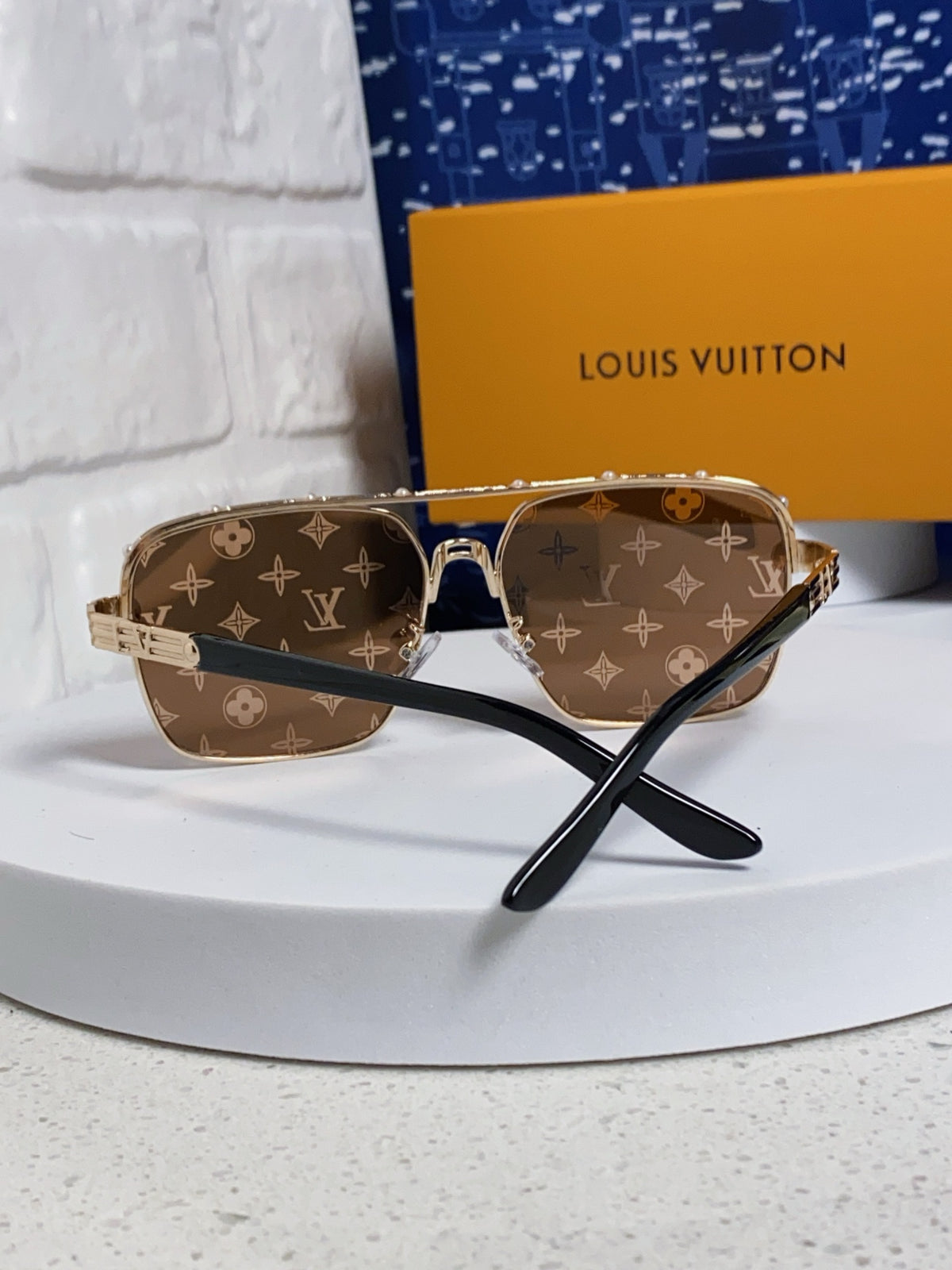 purple metal sun Sunglasses for men - alternate angle view 3