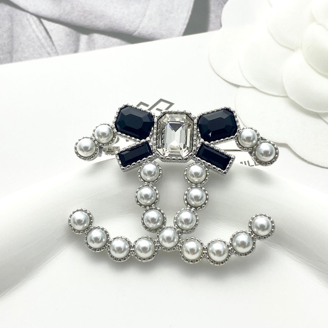 black and white pearl butterfly Brooch for women - product detail view