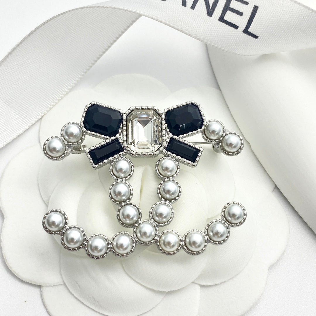 black and white pearl butterfly Brooch for women - alternate angle view 4