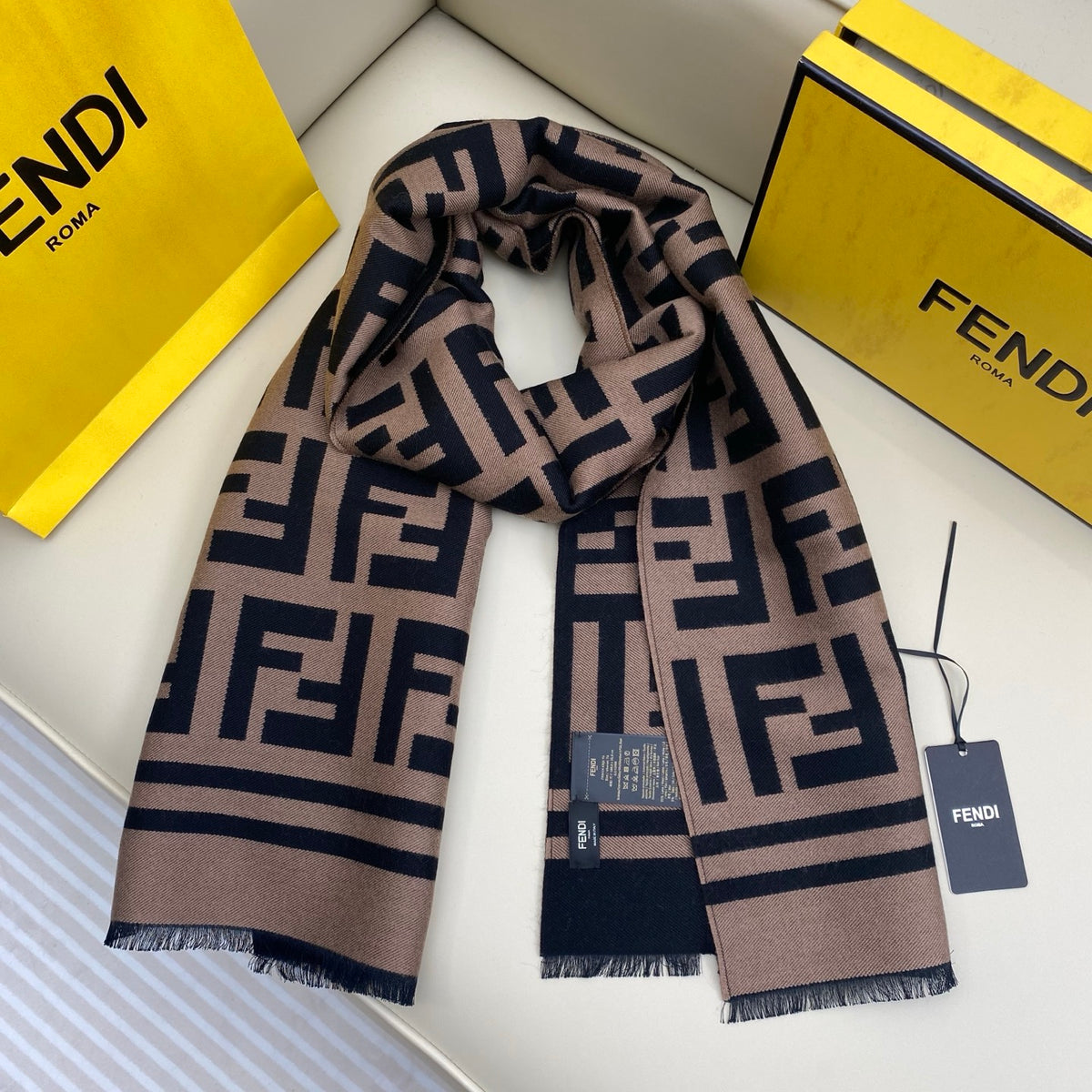 wool luxury Scarf for women - alternate angle view 9