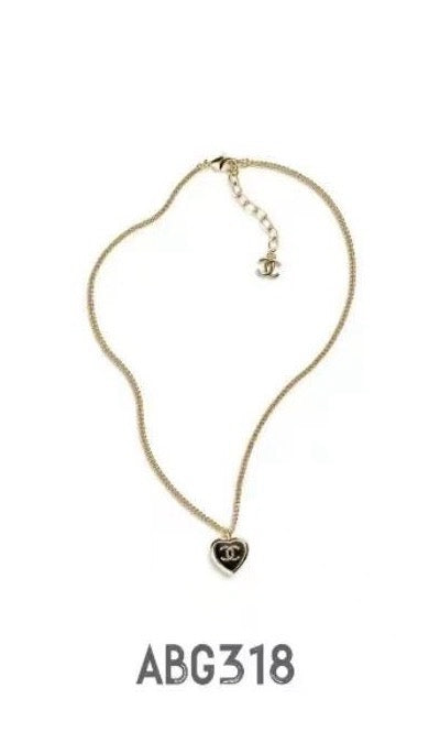 black and gold crystal heart Necklace for women - product detail view