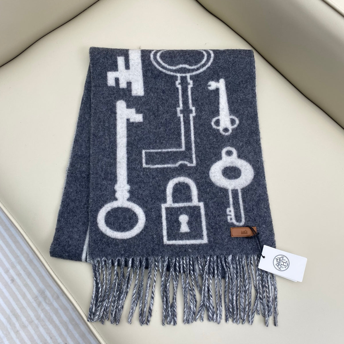 velvet key Scarf for women - alternate angle view 6