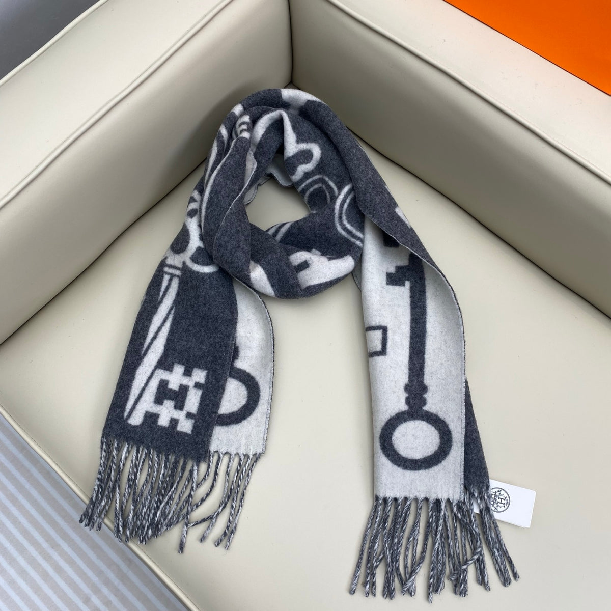 velvet key Scarf for women - alternate angle view 9