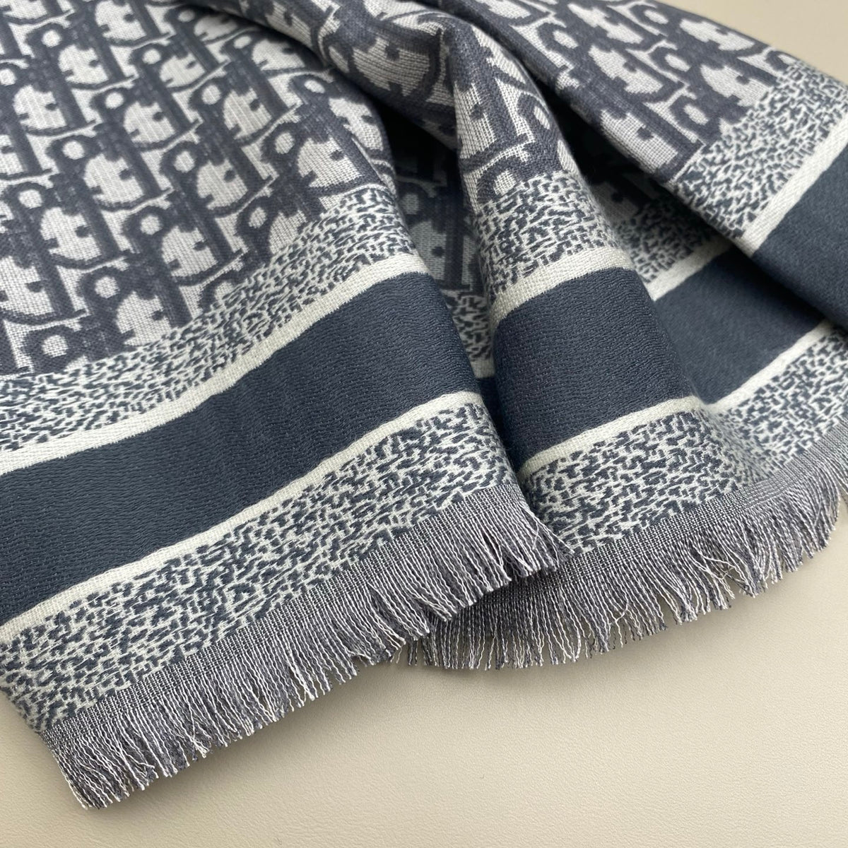 wool floral Shawl for women - alternate angle view 8