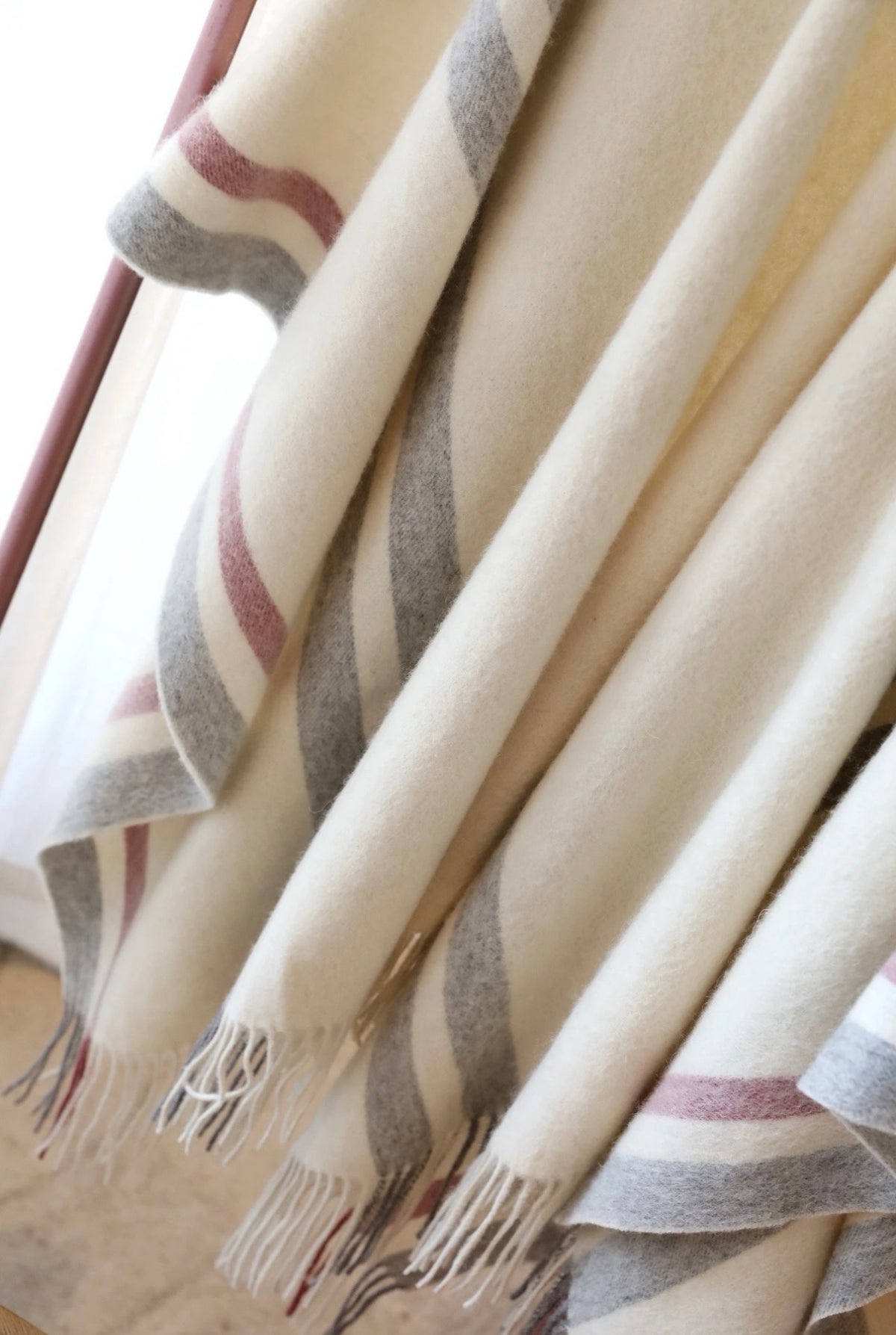 wool handmade Shawl for women - alternate angle view 7