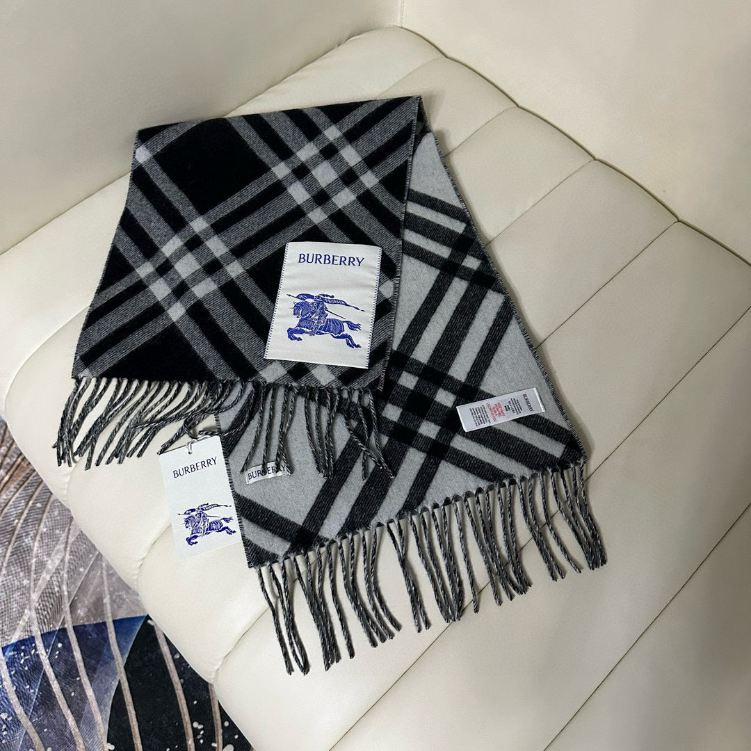 two-tone velvet tassel Scarf for men - alternate angle view 8