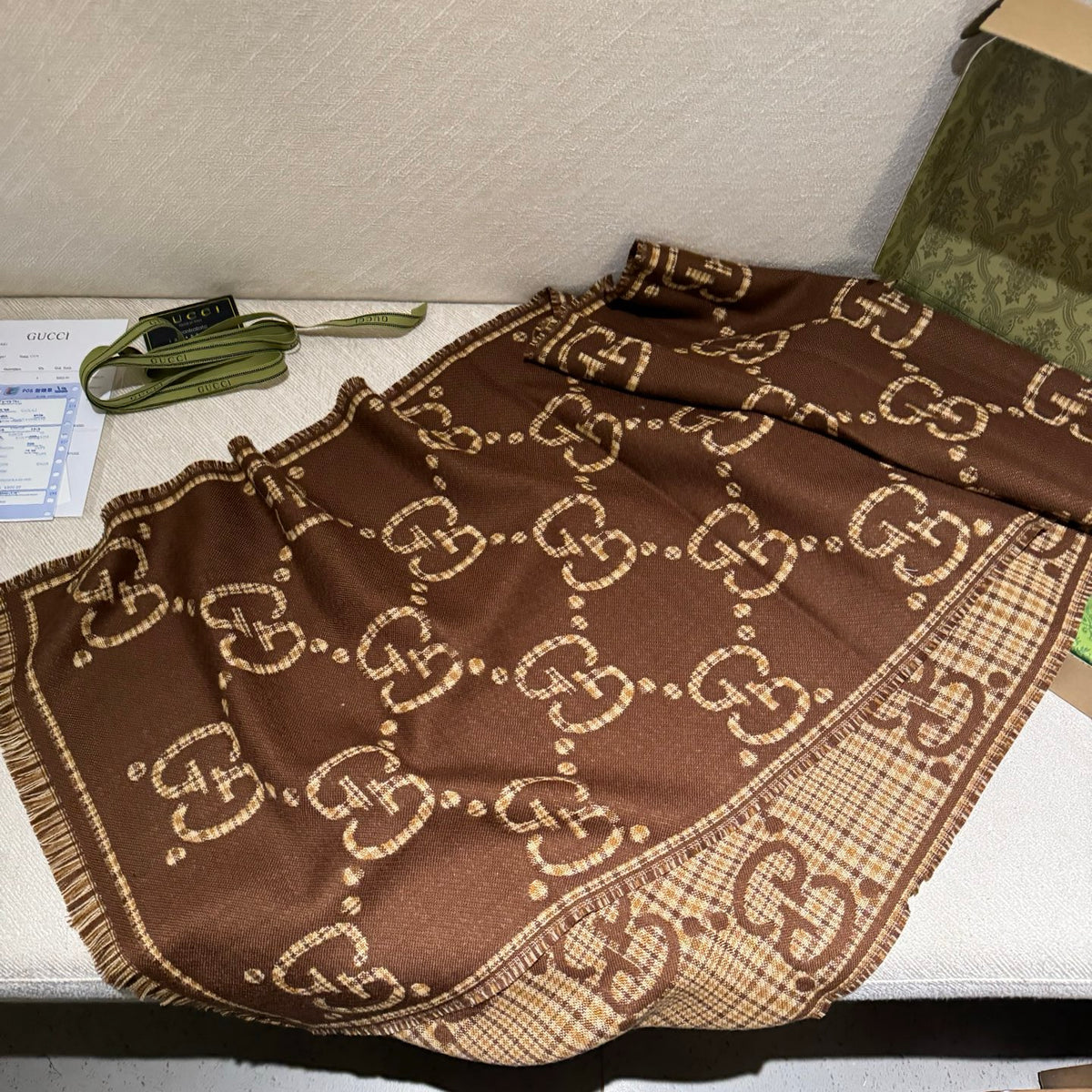 wool floral Shawl for men - alternate angle view 6