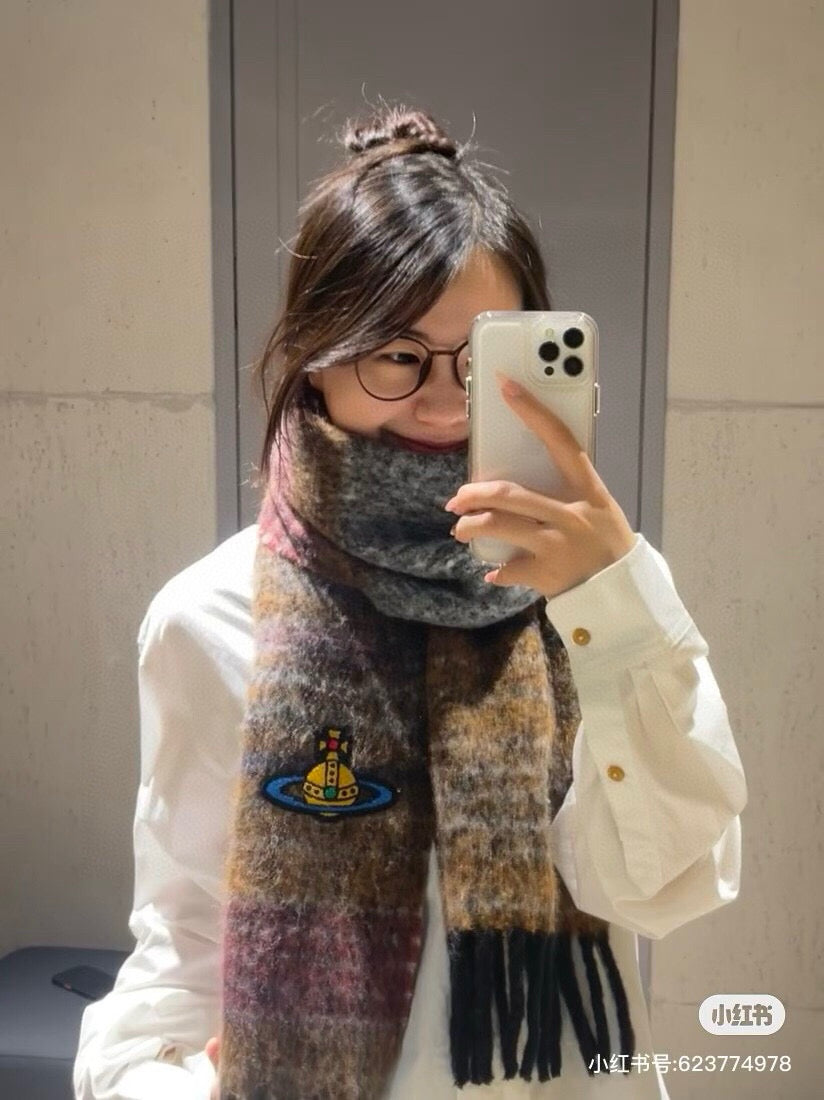 tricolor minimalist Scarf for women - product detail view