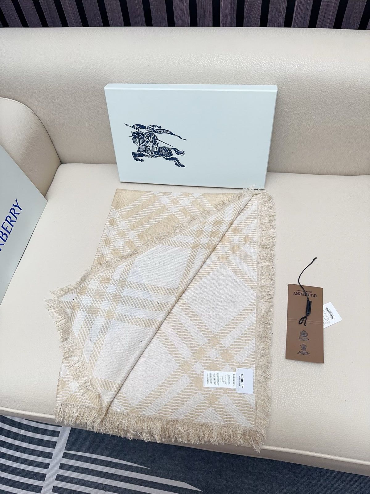wool luxury Scarf for men - alternate angle view 4