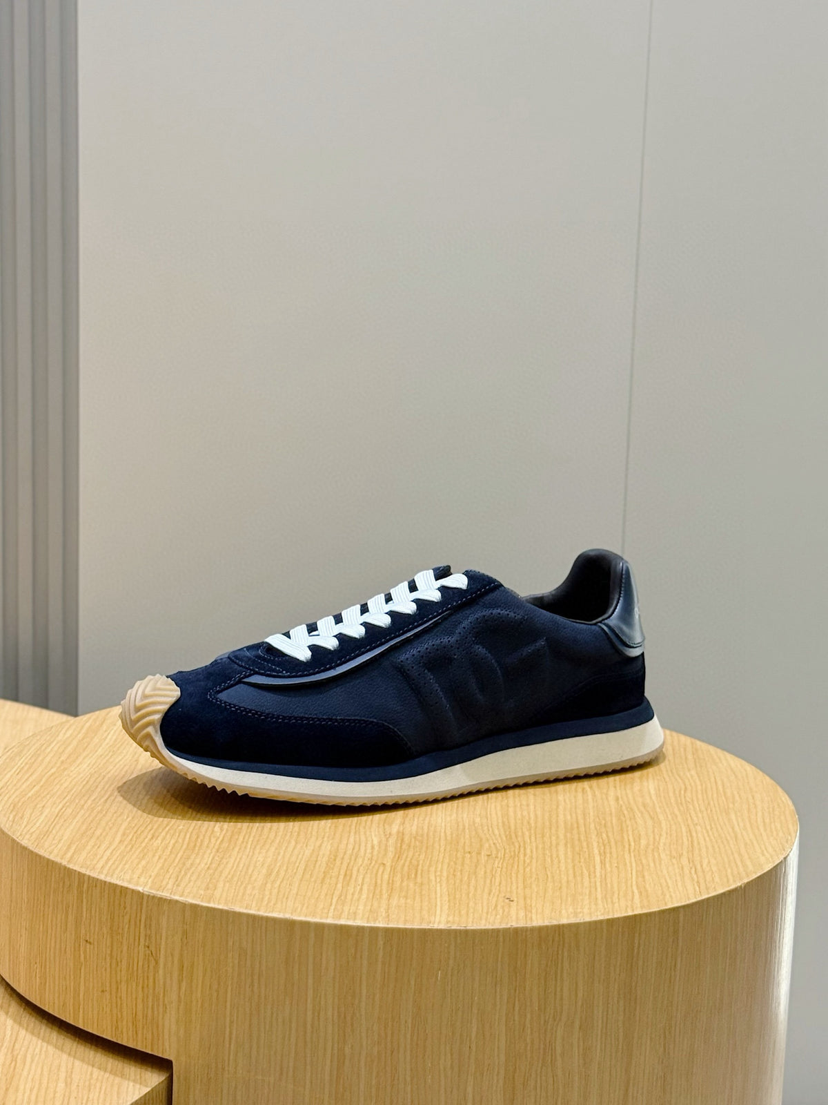 Dolce & Gabbana DG Cushion Mixed-Material Casual Sneakers