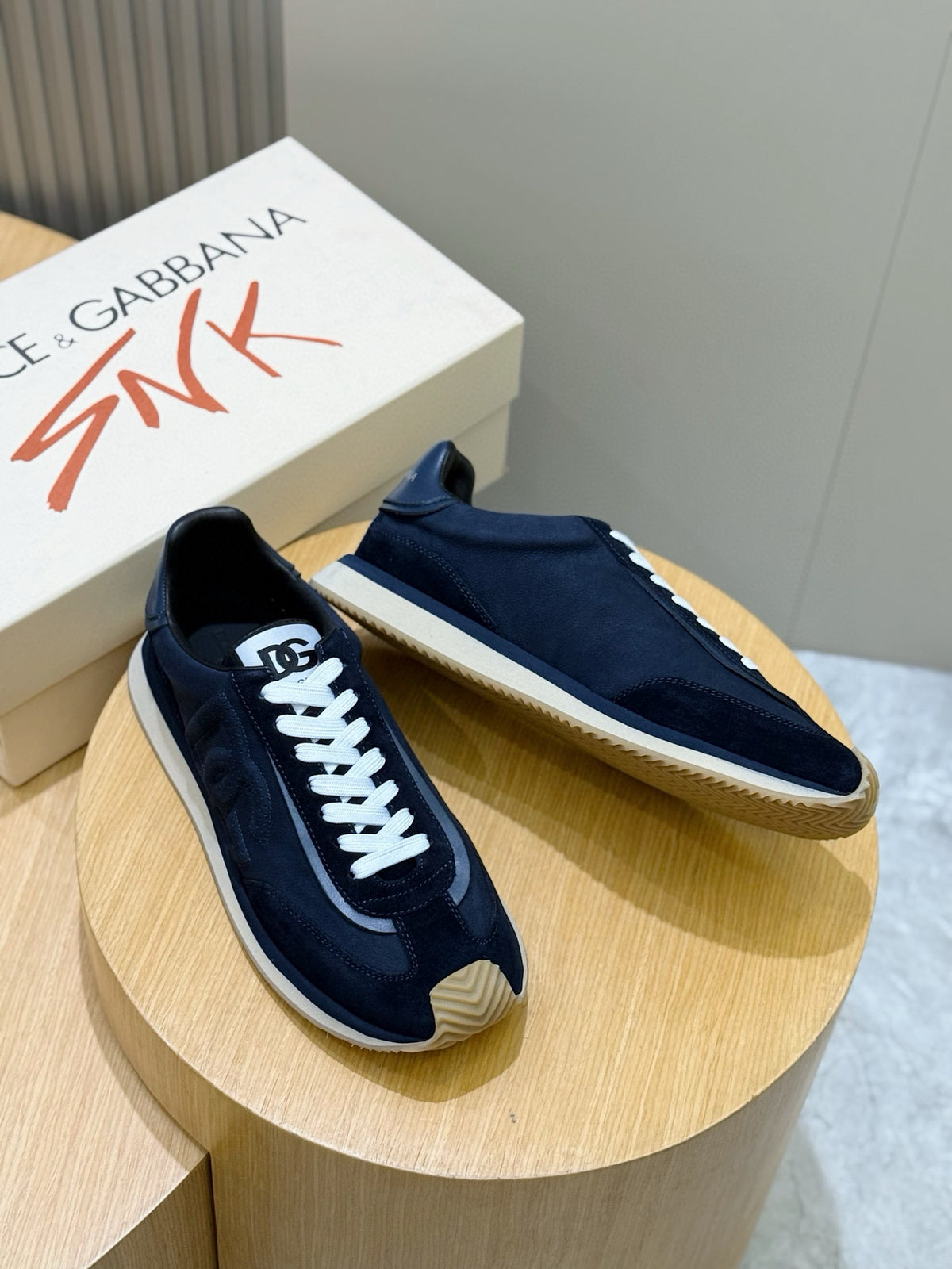 Dolce & Gabbana DG Cushion Mixed-Material Casual Sneakers
