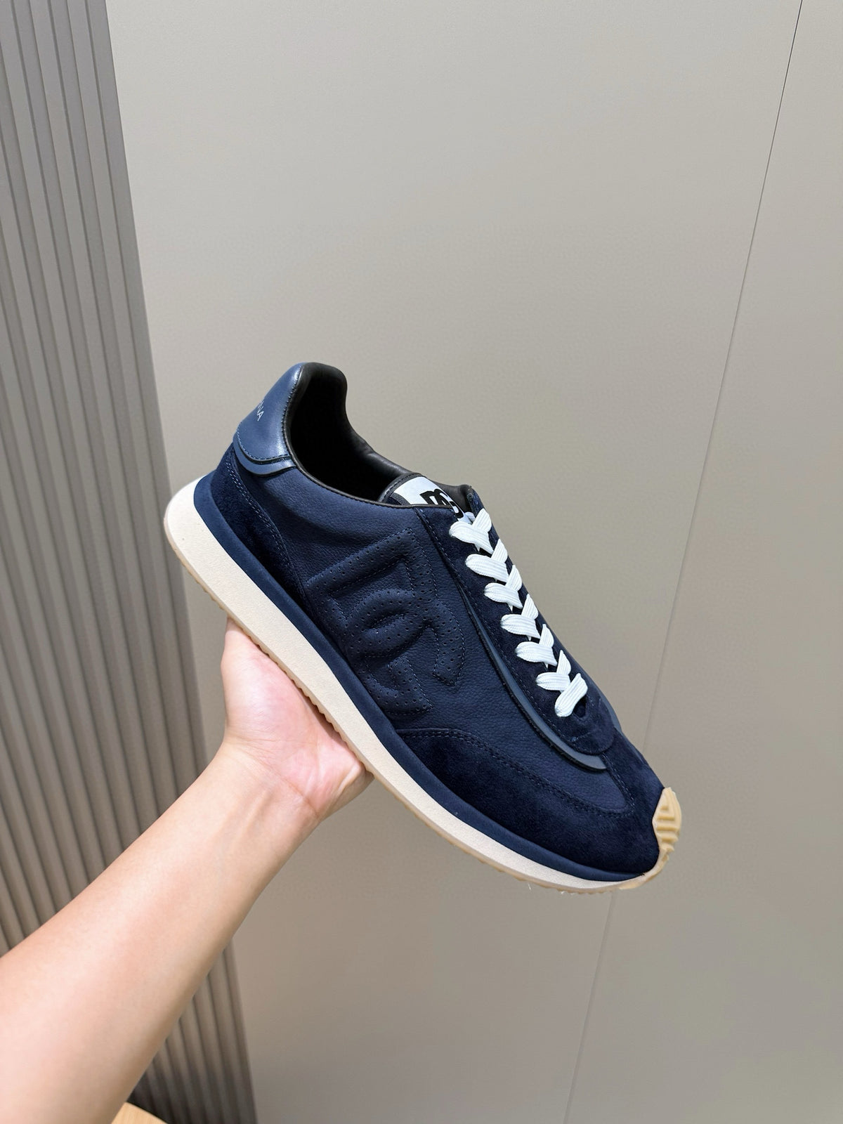 Dolce & Gabbana DG Cushion Mixed-Material Casual Sneakers