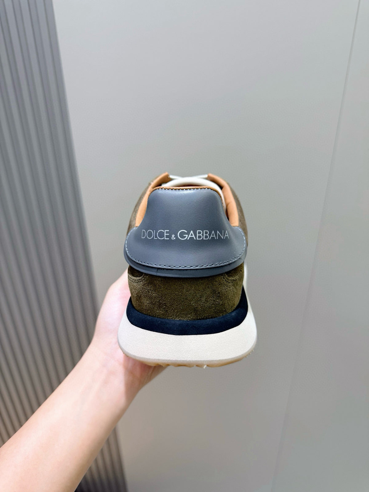 Dolce & Gabbana DG Cushion Mixed-Material Casual Sneakers