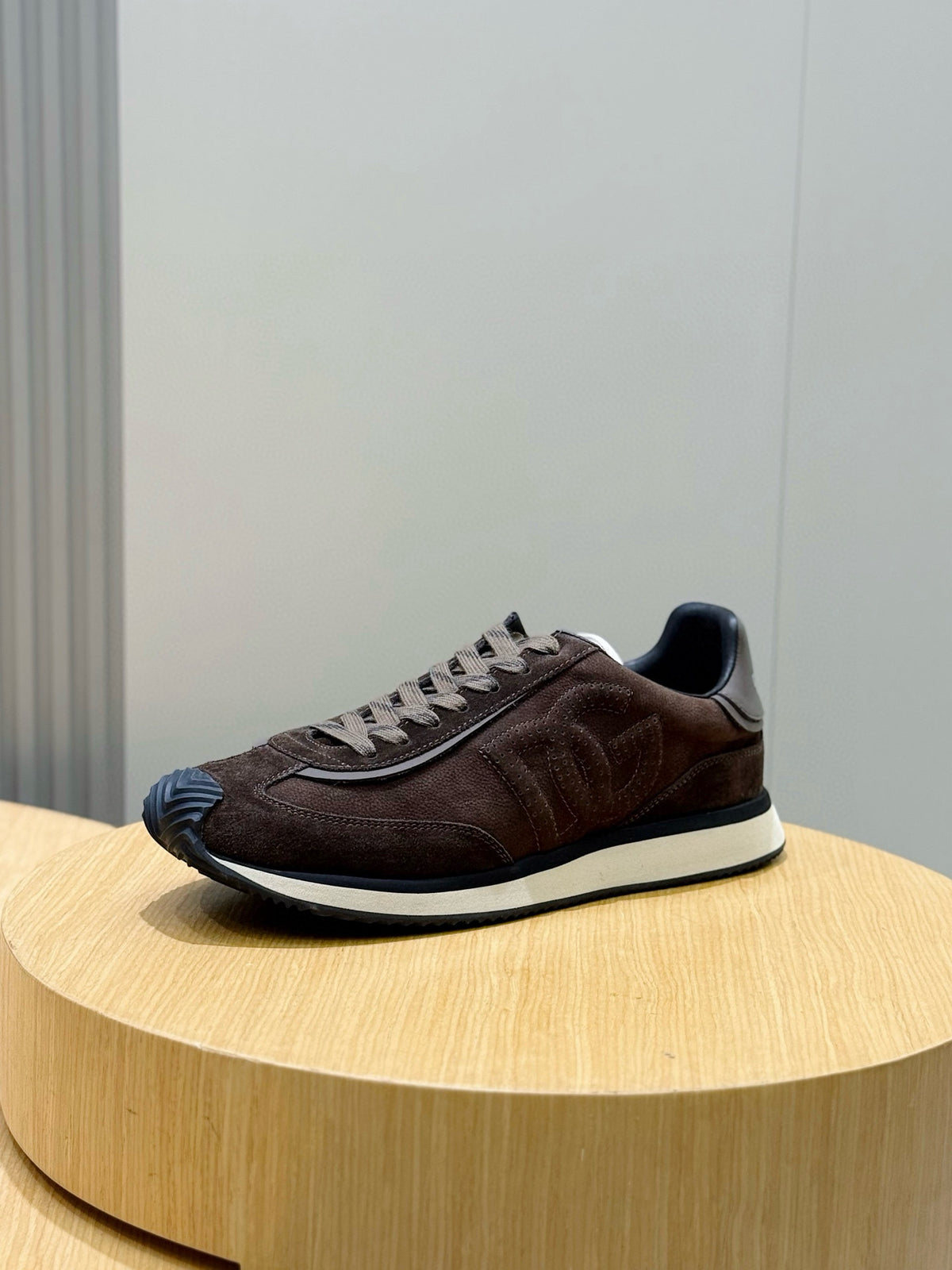 Dolce & Gabbana DG Cushion Mixed-Material Casual Sneakers