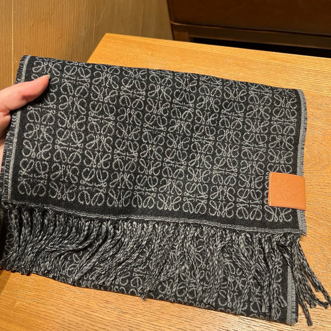 luxury Scarf for men - alternate angle view 4