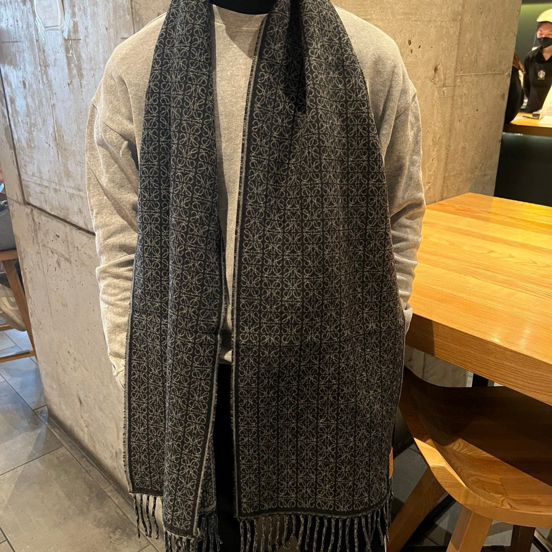 luxury Scarf for men - product detail view