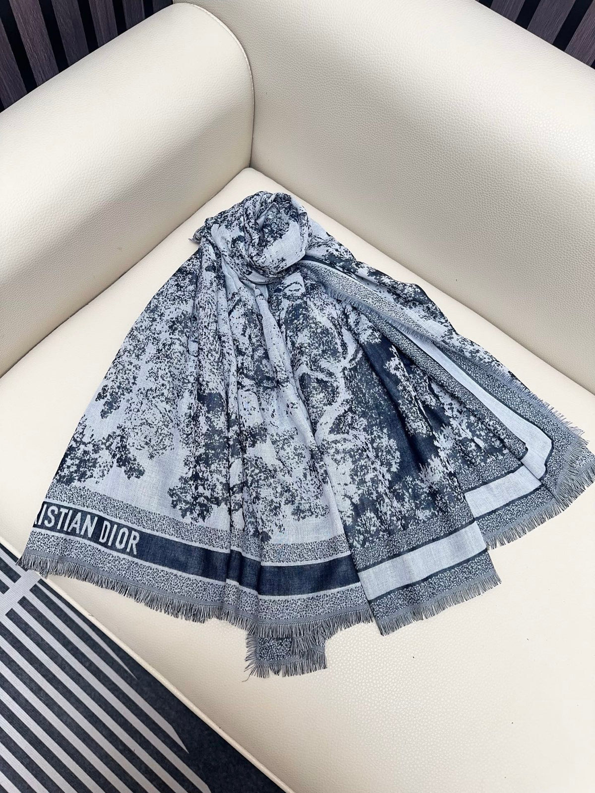 cotton floral Shawl for women - alternate angle view 8