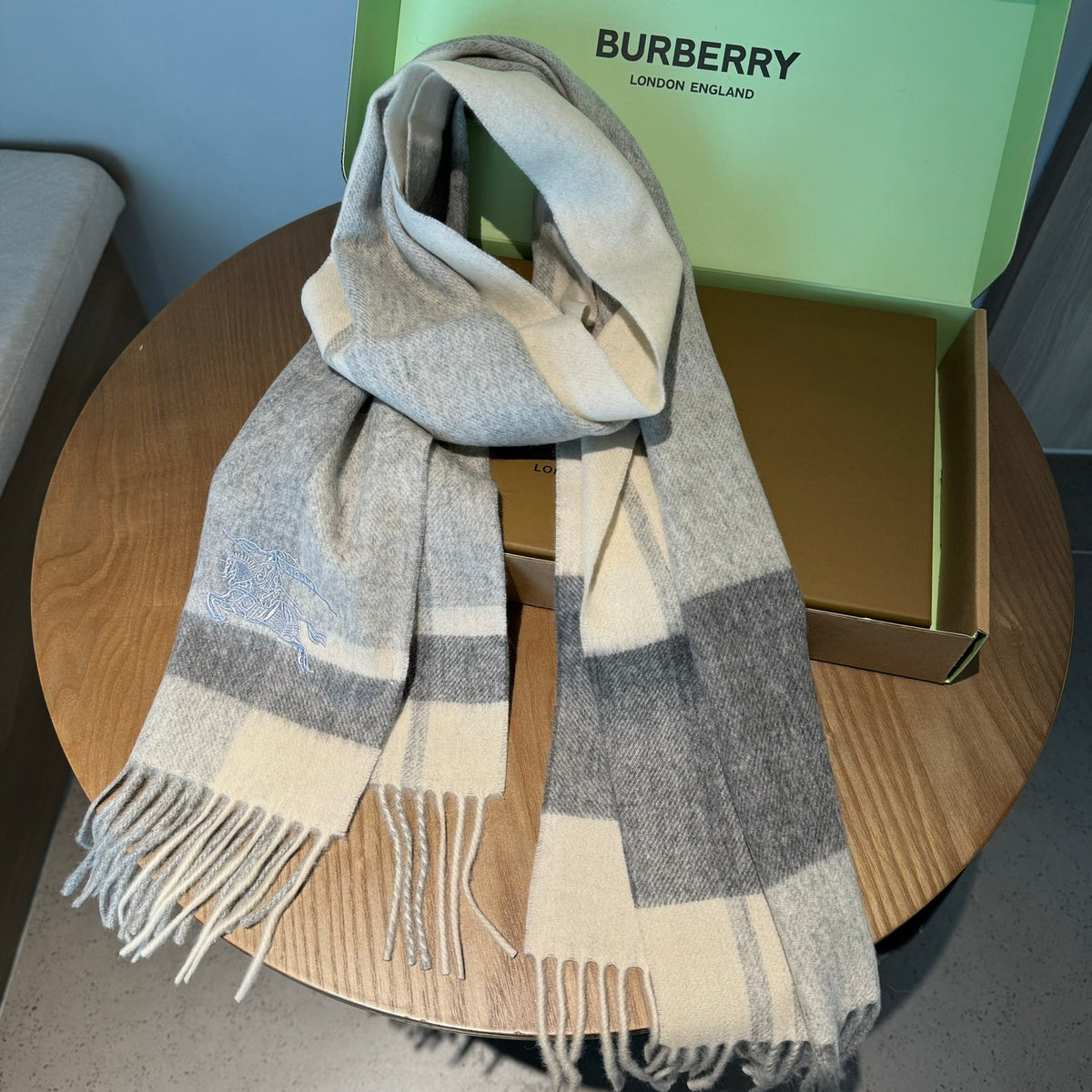 velvet stylish Scarf for men - alternate angle view 8