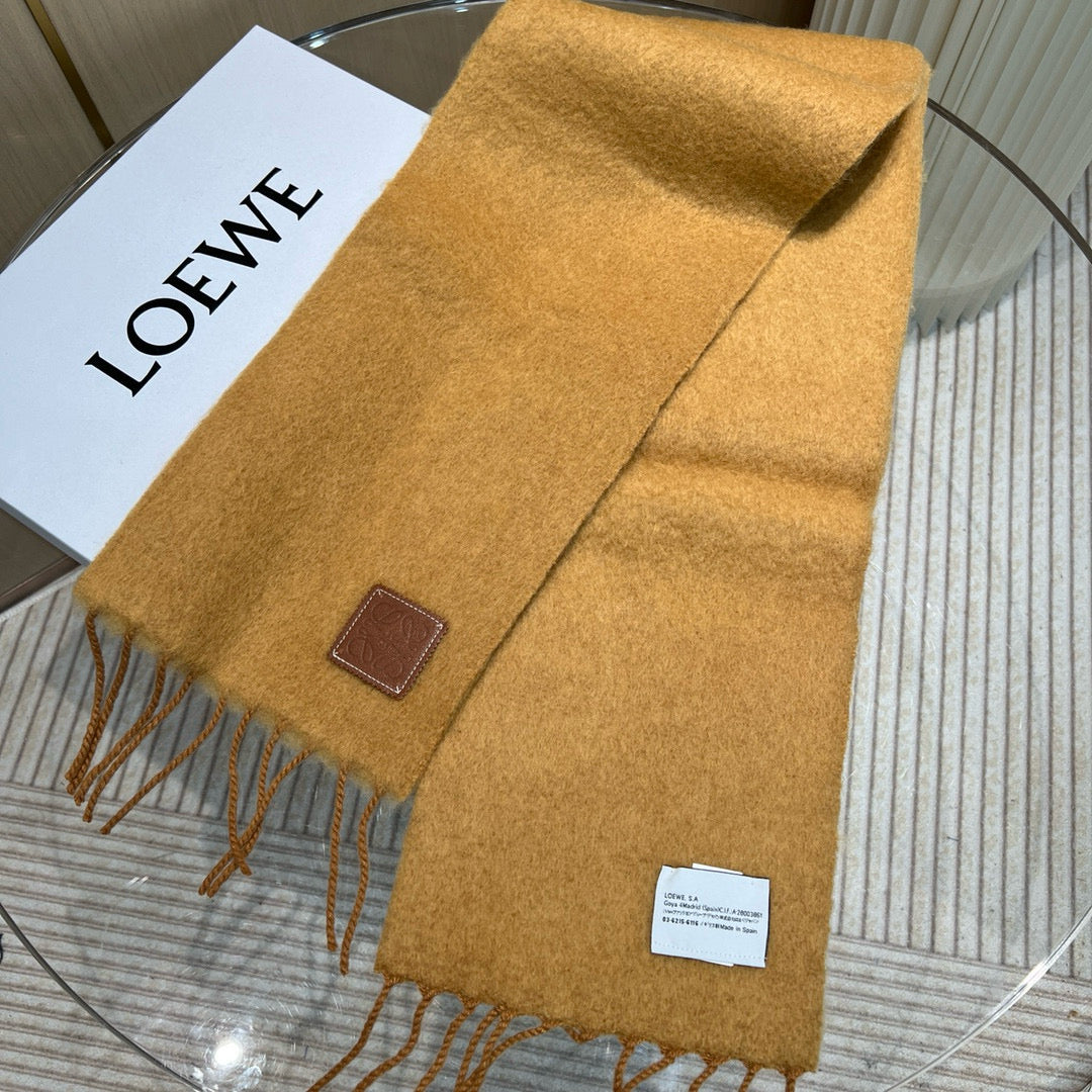 wool elegant Scarf for women - alternate angle view 5