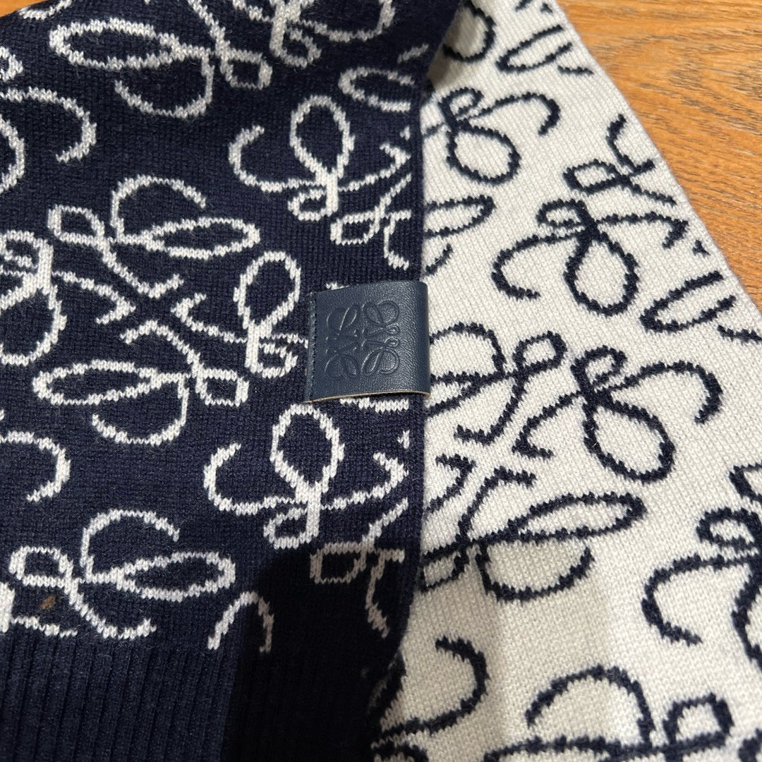 velvet floral Scarf for men - alternate angle view 6