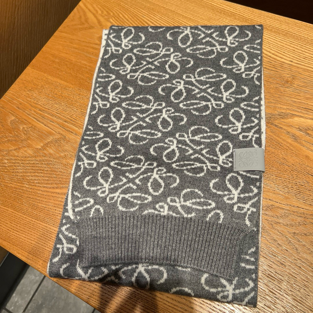 velvet floral Scarf for men - alternate angle view 4