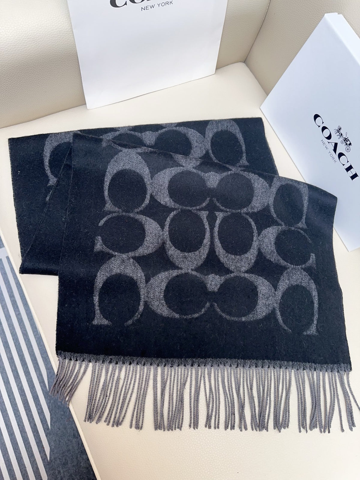 tricolor velvet Shawl for women - alternate angle view 3