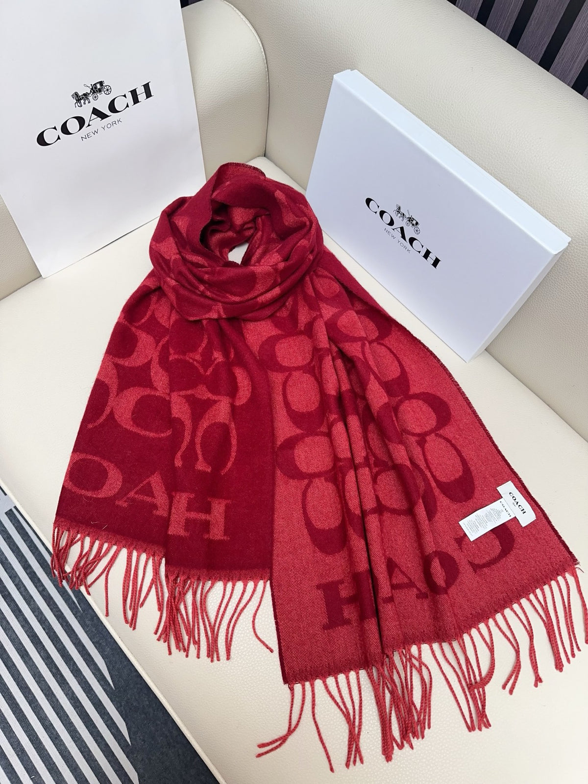 tricolor velvet letter Shawl for women - alternate angle view 8