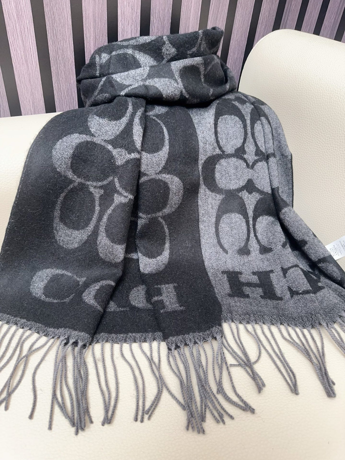 tricolor velvet letter Shawl for women - alternate angle view 8