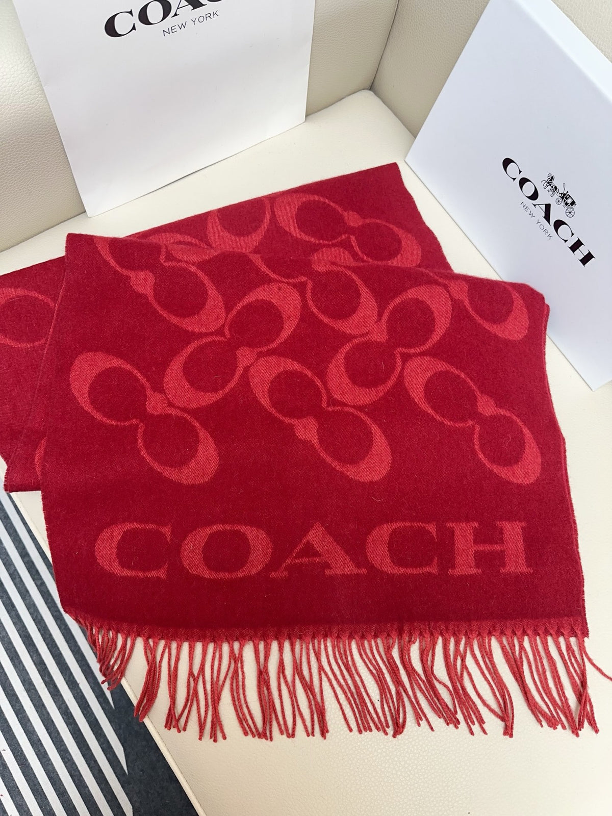 tricolor velvet letter Shawl for women - alternate angle view 3
