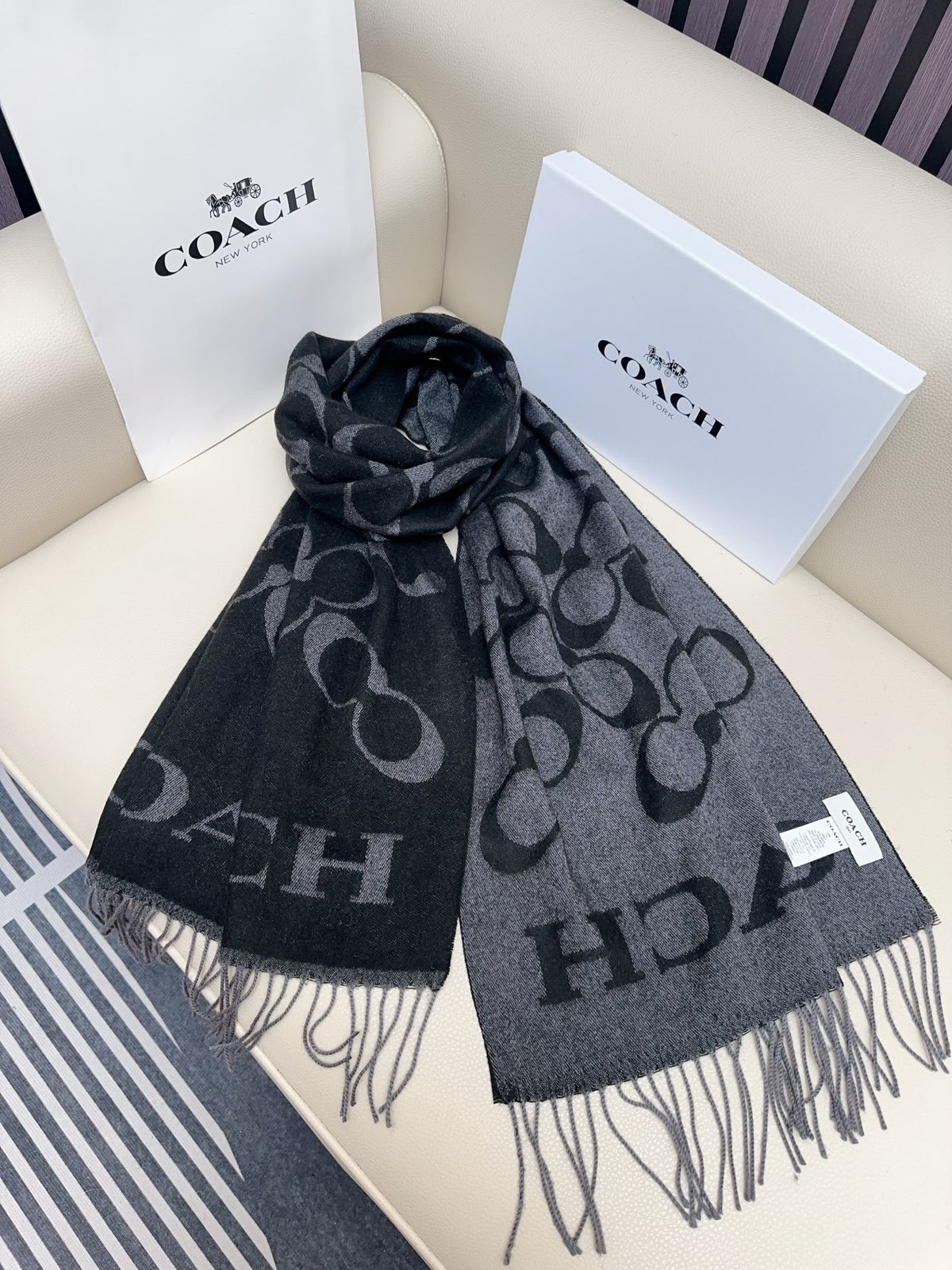 tricolor velvet letter Shawl for women - alternate angle view 8