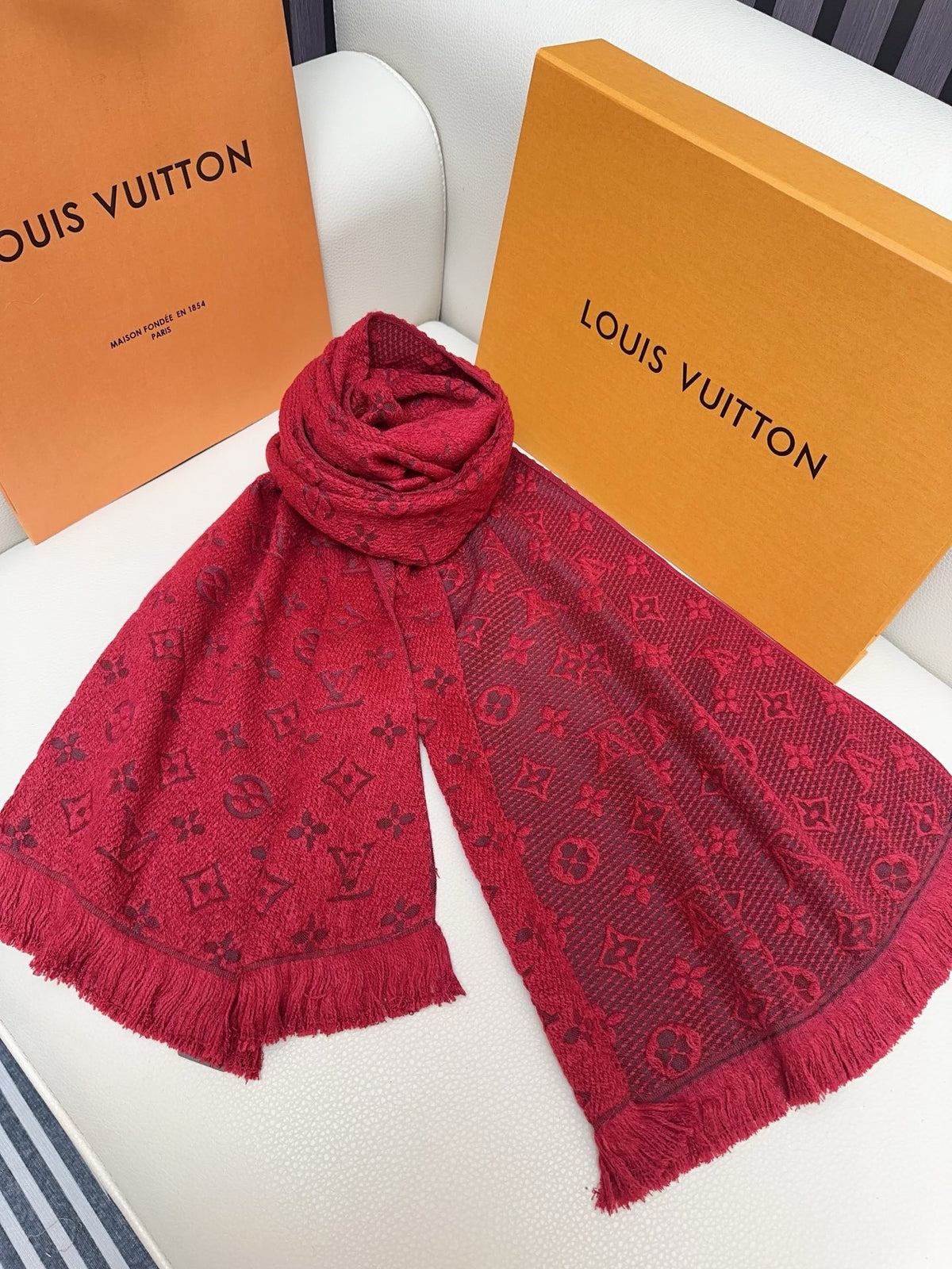 velvet floral Scarf for men - alternate angle view 8