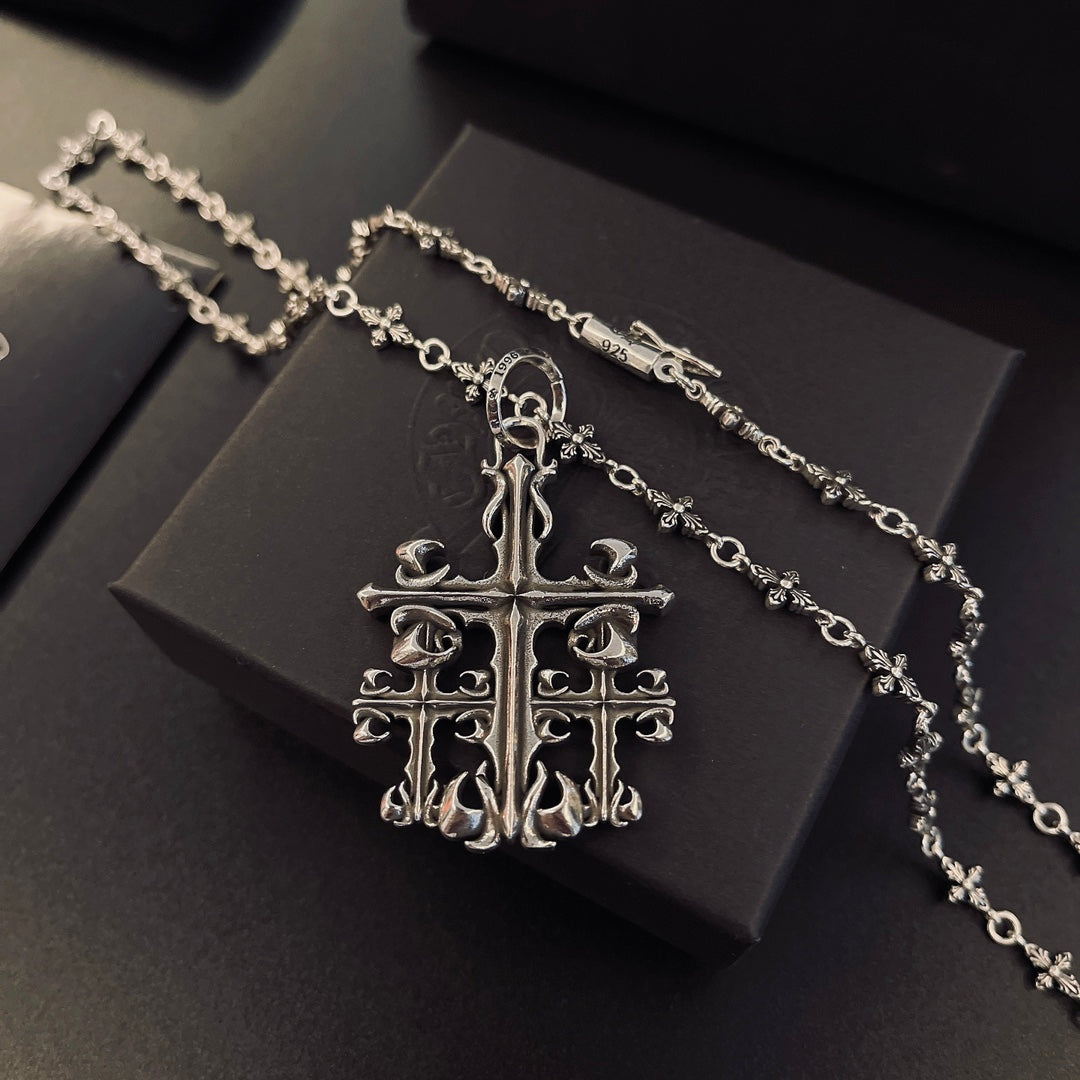 Necklace for women - alternate angle view 9