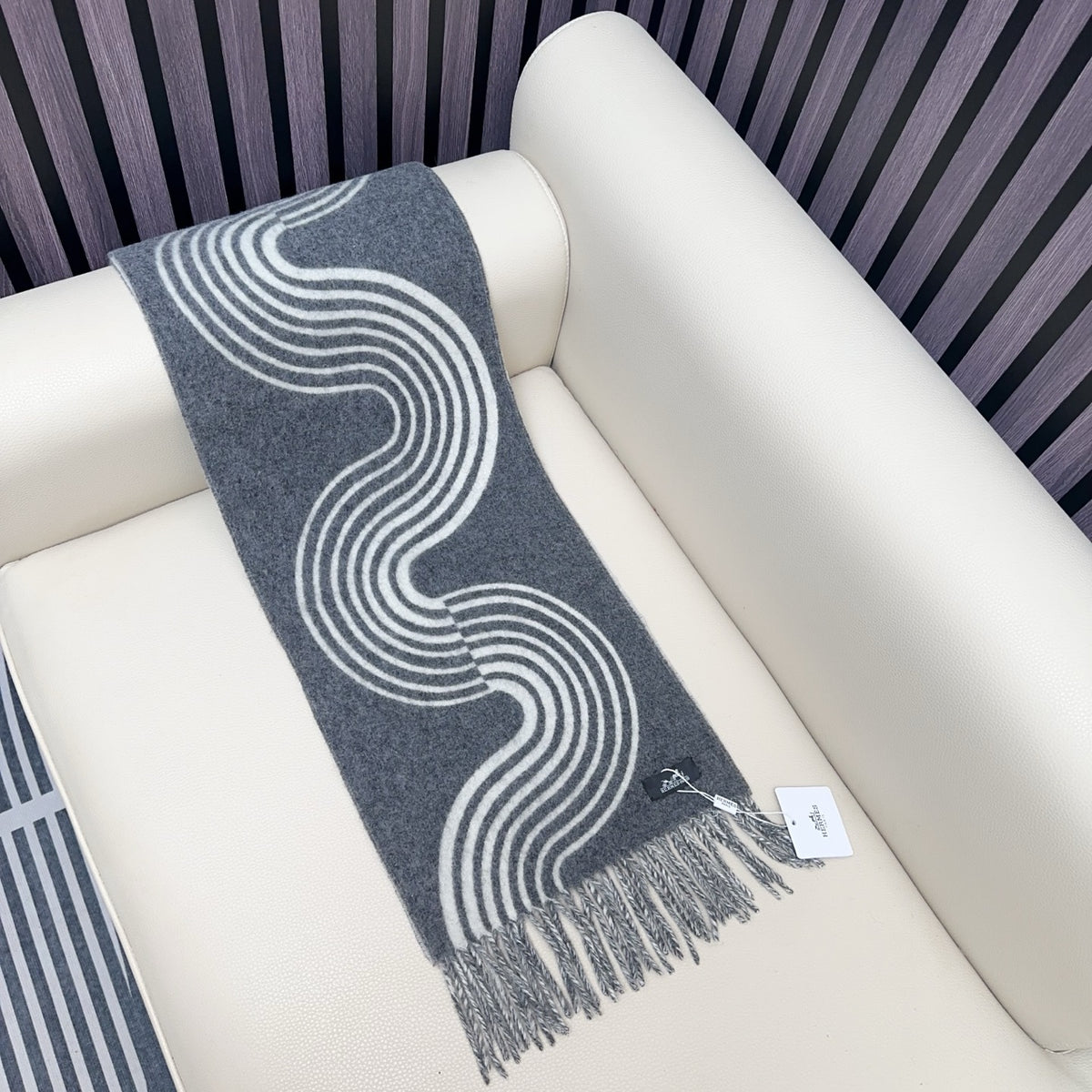 velvet minimalist Scarf for men - alternate angle view 4