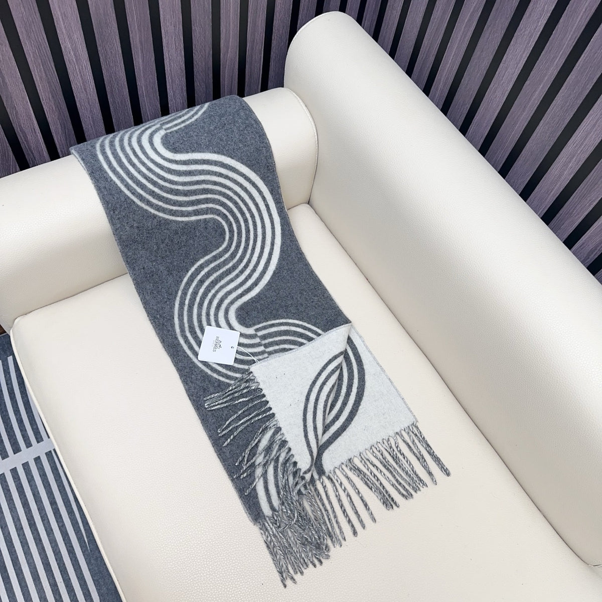 velvet minimalist Scarf for men - alternate angle view 5