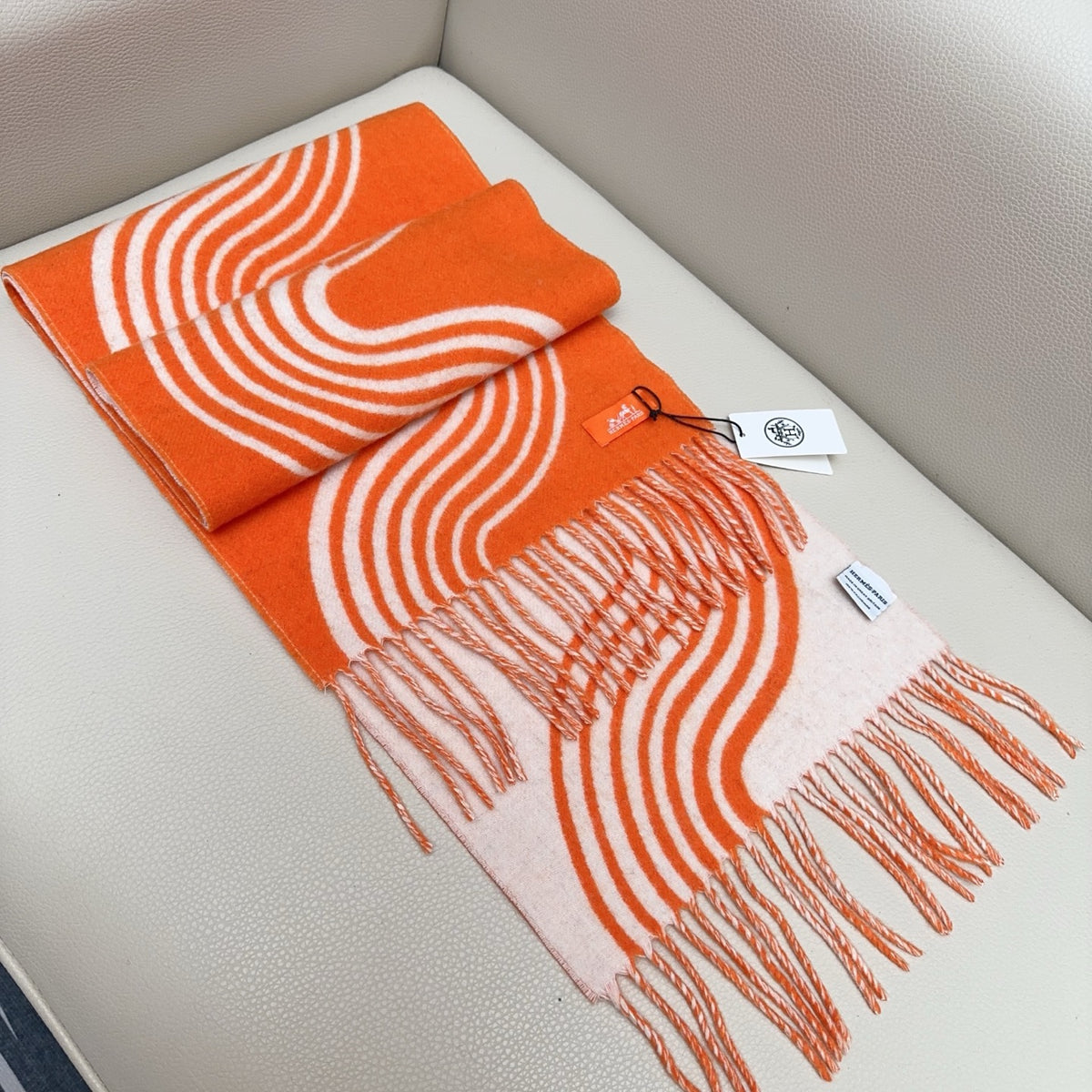 velvet minimalist Scarf for men - alternate angle view 4