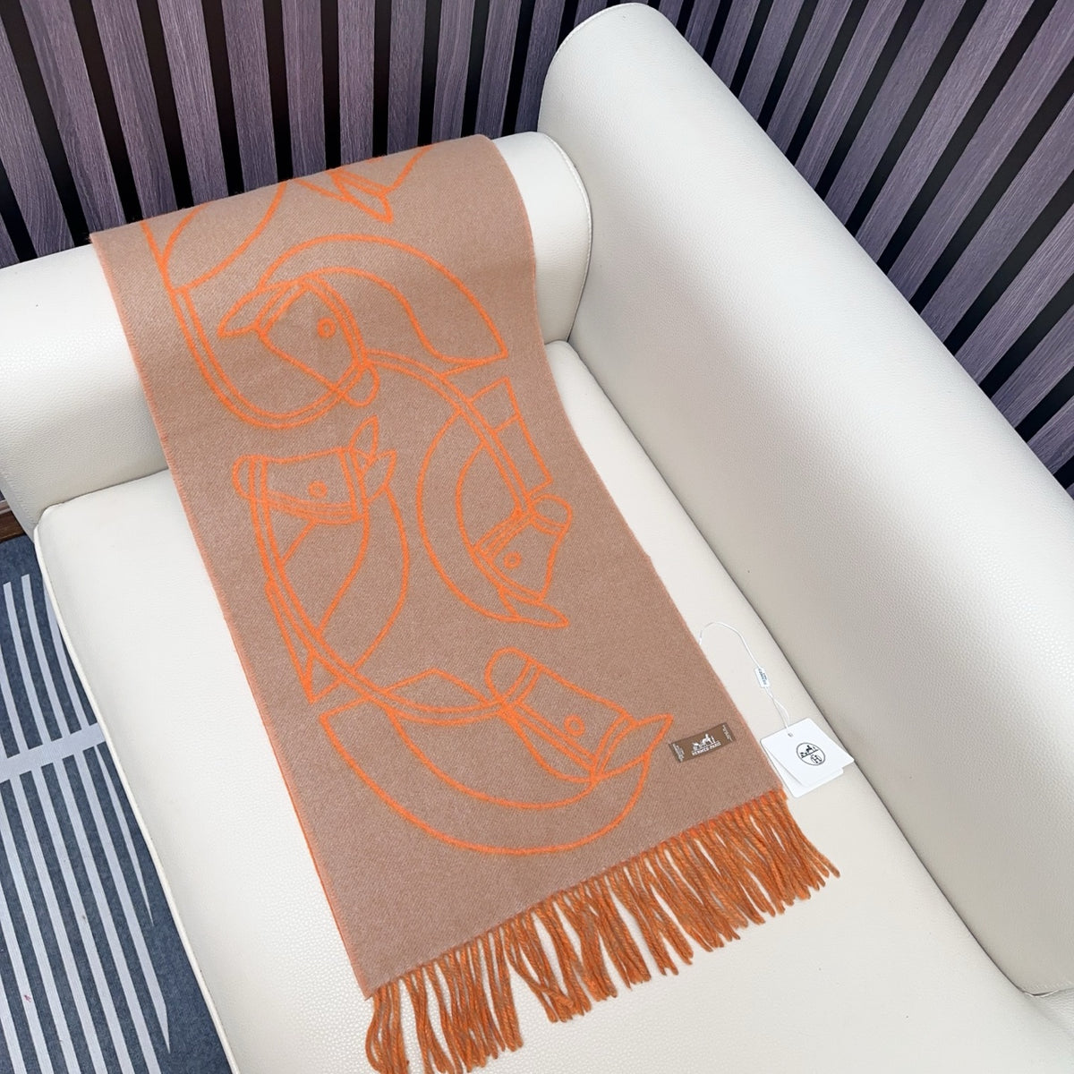 velvet minimalist Scarf for men - alternate angle view 6