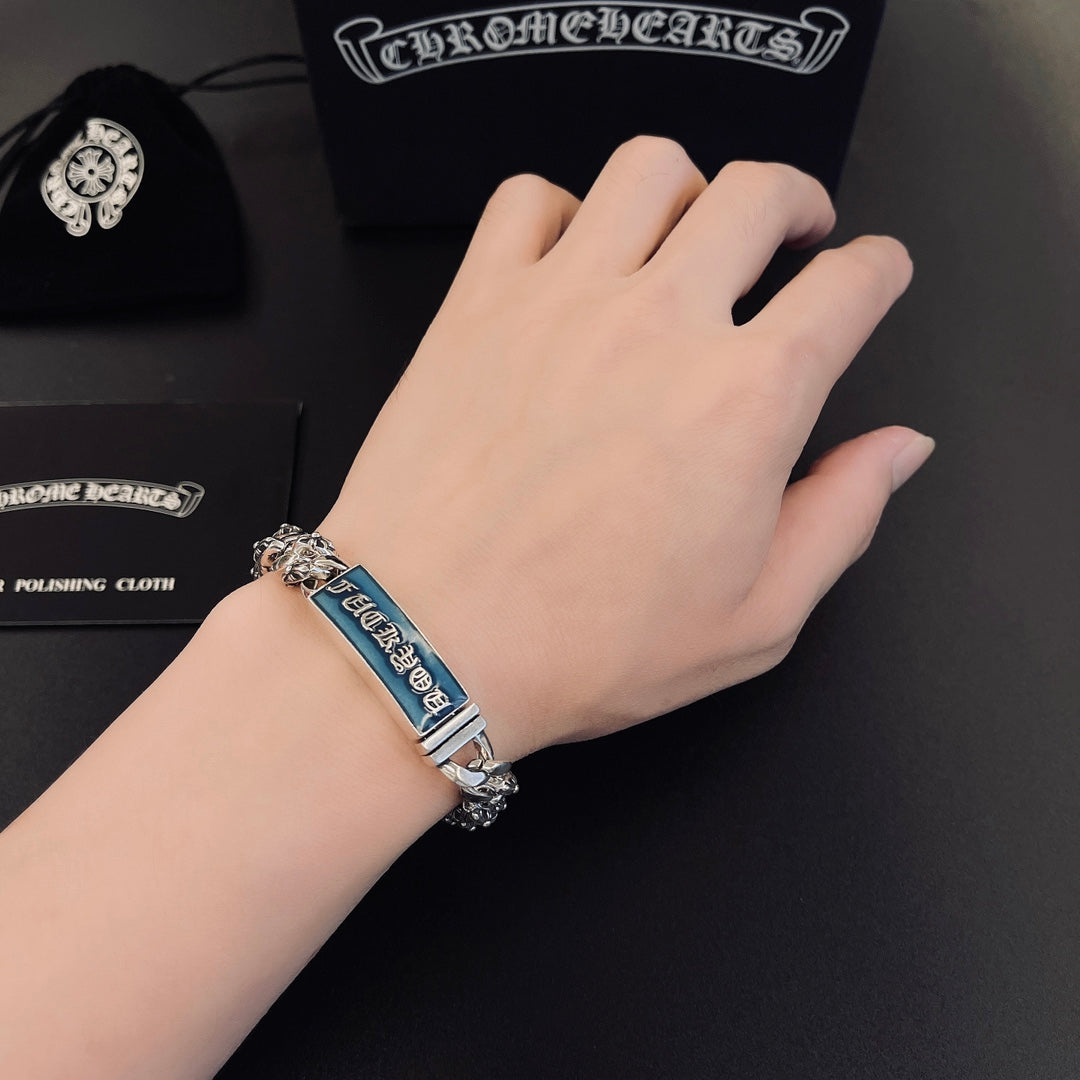 Bracelet for women - alternate angle view 4