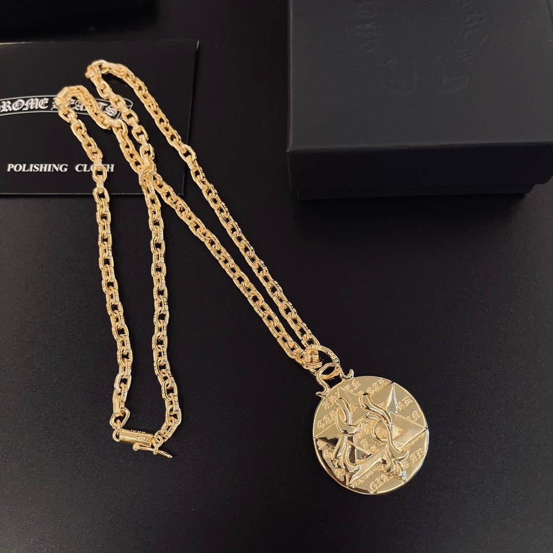 Necklace for women - alternate angle view 6
